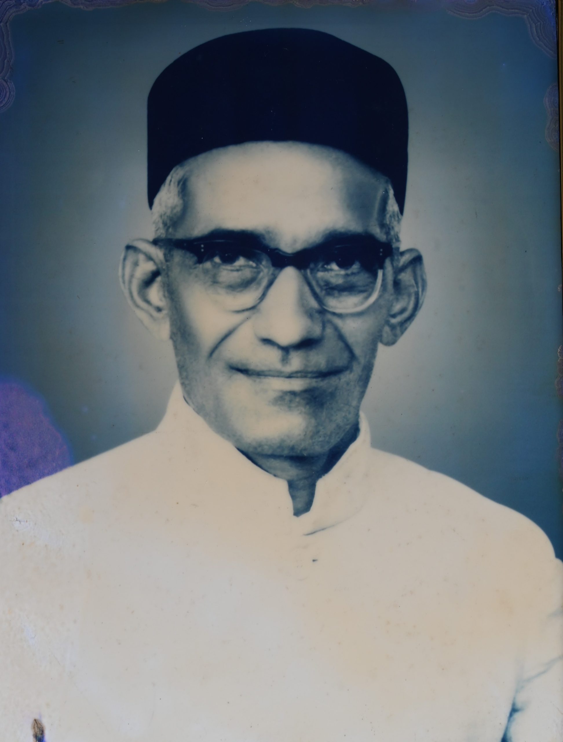 Sri Kadidal Thamaiah Gowda